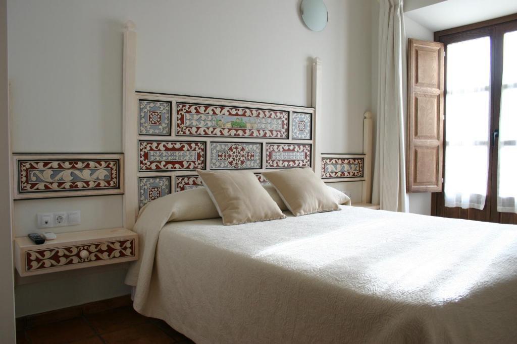 Hostal Santa Maria De Ubeda מראה חיצוני תמונה